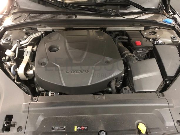 Volvo S90 · Ano 2021