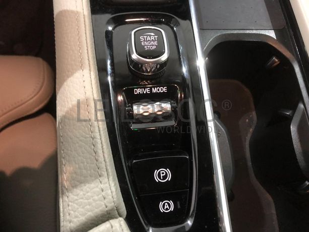 Volvo S90 · Ano 2021