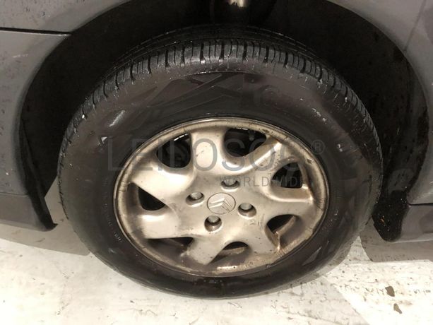 Citroën C5 · Ano 2001