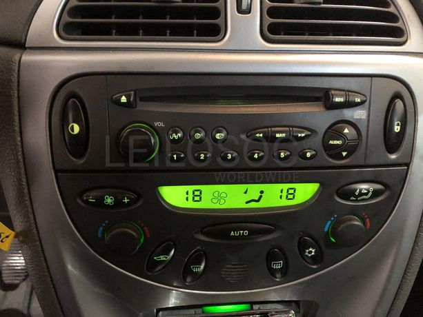 Citroën C5 · Ano 2001