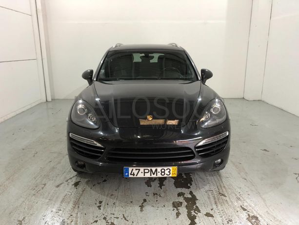 Porsche Cayenne 3.0 D · Ano 2012