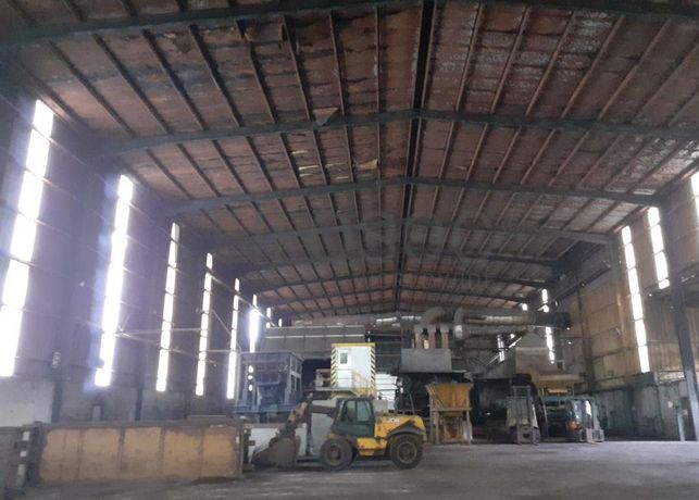 Estabelecimento Comercial ·  Transformação, reciclagem e refinação de alumínios e outros resíduos · Viana do Castelo