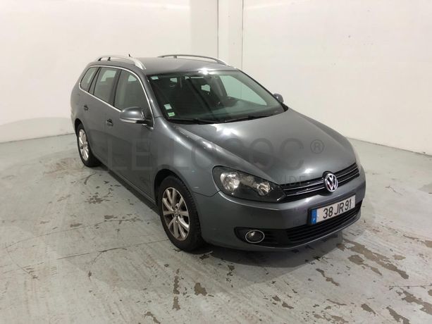 Volkswagen Golf 1.6 TDI · Ano 2010