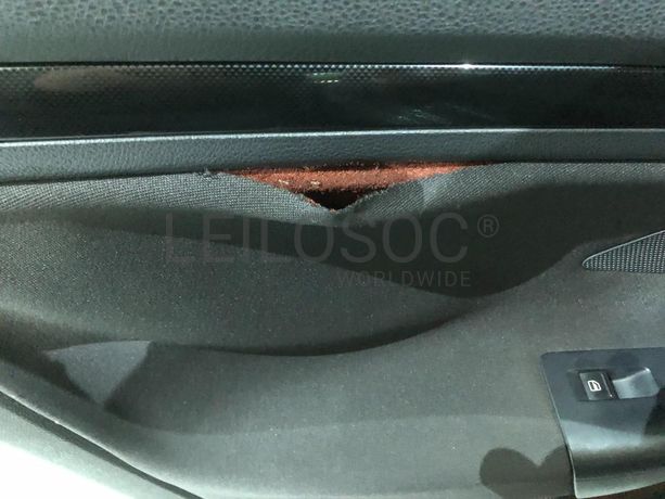 Volkswagen Golf 1.6 TDI · Ano 2010