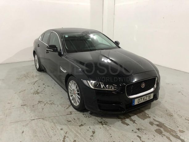 Jaguar XE 2.0 · Ano 2016