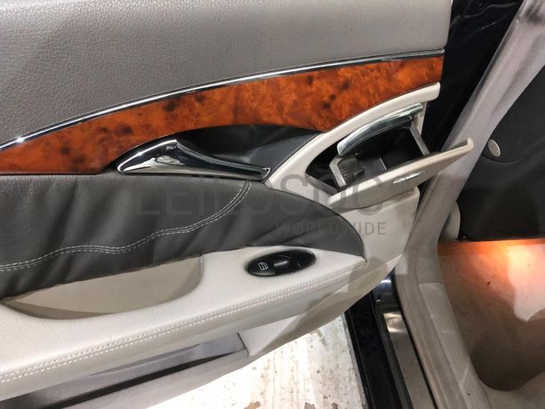 Mercedes-Benz E 270 · Ano 2002