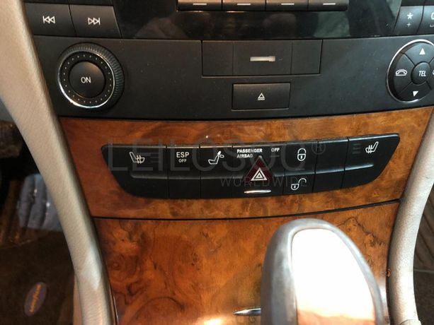 Mercedes-Benz E 270 · Ano 2002