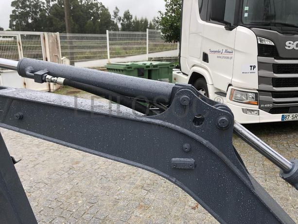 Mini Giratória Rastos Volvo EC15D