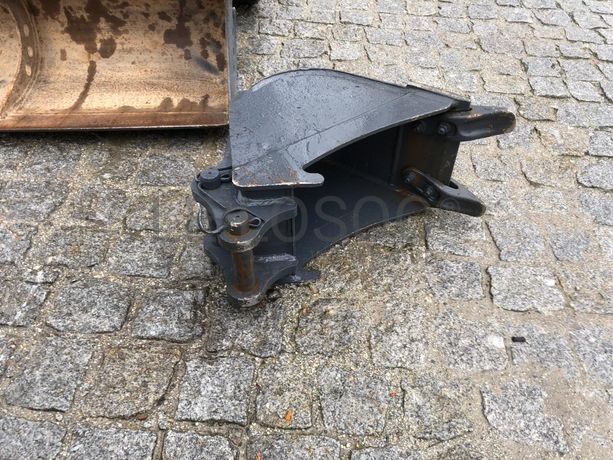 Mini Giratória Rastos Volvo EC15D