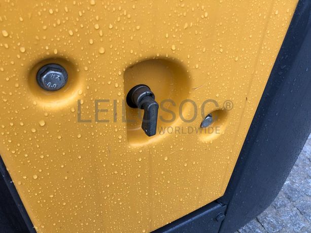 Mini Giratória Rastos Volvo EC15D