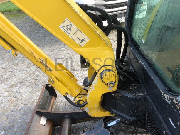 Mini giratória Yanmar Vio35
