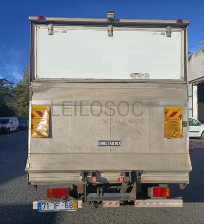 Toyota Dyna 35.33 D4D · Ano 2009 · Plataforma Elevatória