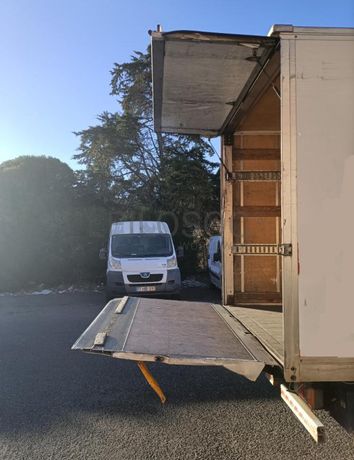 Toyota Dyna 35.33 D4D · Ano 2009 · Plataforma Elevatória