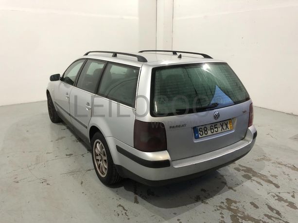 Volkswagen Passat 1.9 TDI· Ano 2001