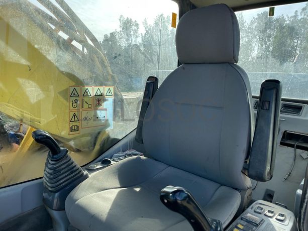 Escavadora Rastos Komatsu PC 340