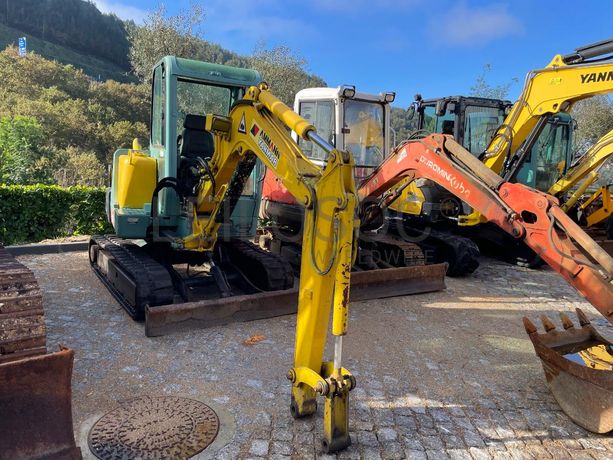 Mini Escavadora Yanmar B30 V