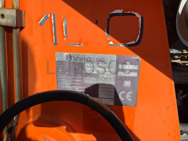 Retroescavadora New Holland FB100