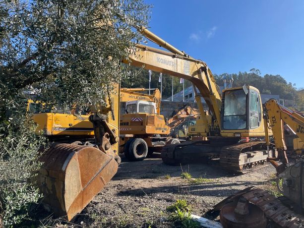 Escavadora Rastos Komatsu PC 240 LC-6K