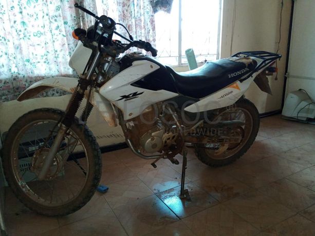 Honda XL125 ·