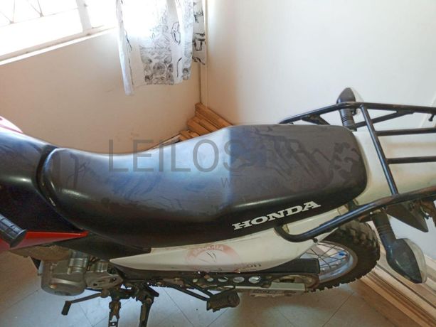 Honda XL125 ·