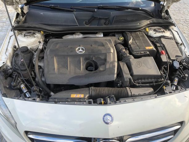 Mercedes-Benz A 180CDI · Ano 2015