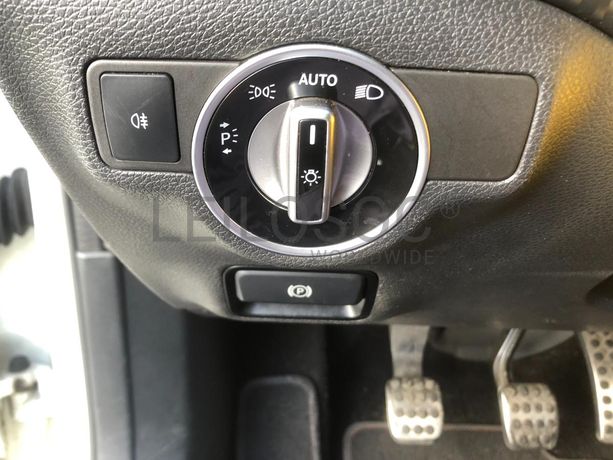 Mercedes-Benz A 180CDI · Ano 2015