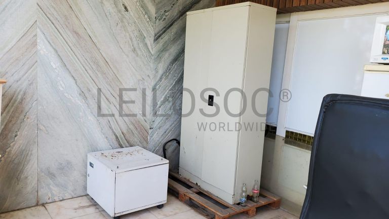 Armários metálicos