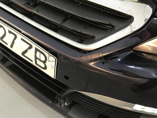 Peugeot 308 1.6 Blue HDI · Ano 2015