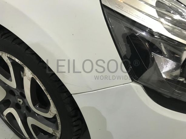 Renault Clio 1.5 DCI · Ano 2016