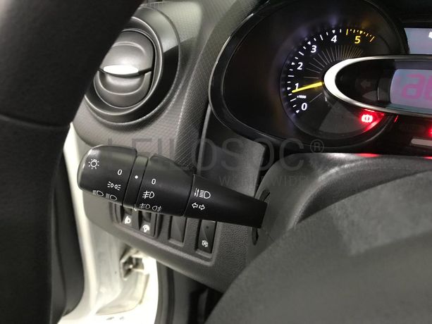 Renault Clio 1.5 DCI · Ano 2016