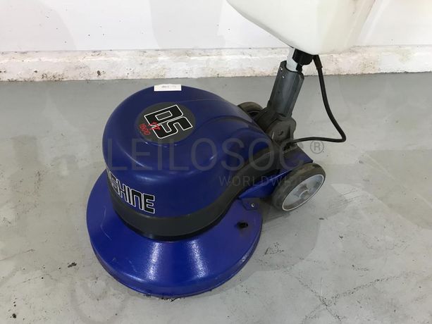 Máquina Lavar Chão