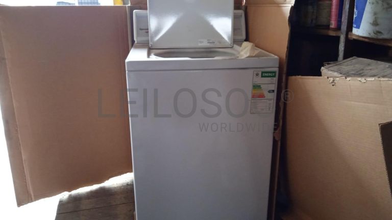 Máquina de lavar ·