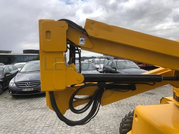 Plataforma Elevatória Haulotte HA12DE