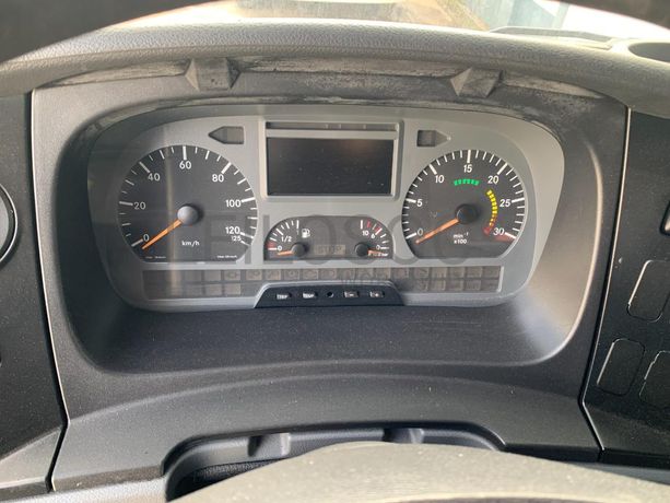 Mercedes-Benz Atego 815