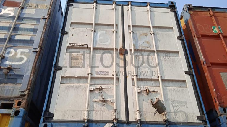 Diversos + Diversos + Gerador  + Diversos + Diversos + Diversos + Diversos + Diversos + Máquina de lichar + Cimento cola + Contentor de 40P ·