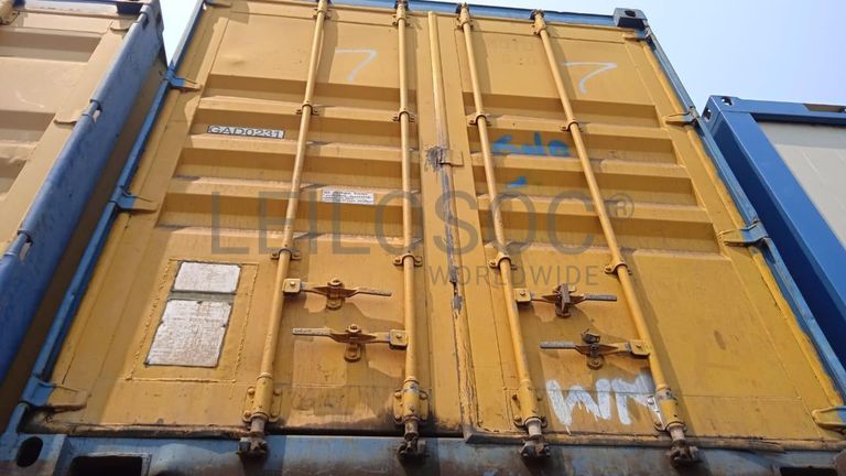 Máquina de soldar tubos pVC + Máquina de soldar tubos PVC   + Compressor de Ar   + Bombas de água  + Macaco hidráulico + Rolos de Arrame   + Aventais de couro  + Diversos + Diversos + Cabos Hidráulicos + Diversos + Diversos + Mobiliário + Diversos + Diversos + Contentor de 40P ·