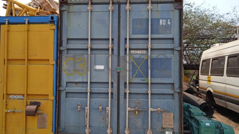 Diversos + Termos Acumuladres + Diversos + Pneus + Contentor de 40P ·