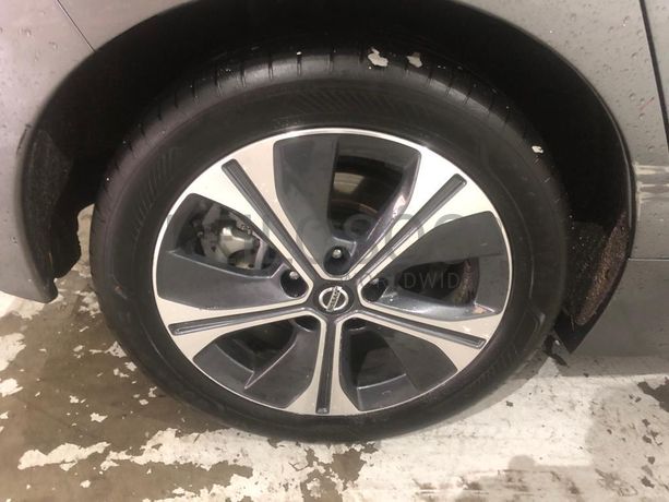 Nissan Leaf  · Ano 2020