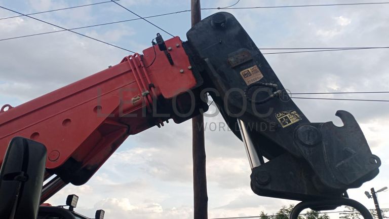 Empilhador Telescópico  MANITOU MHT 10210 ·