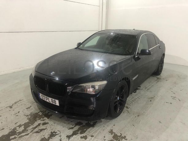 BMW 740 D · Ano 2011