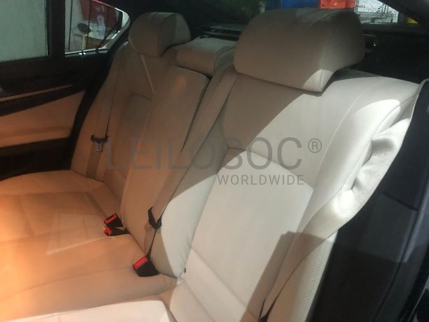 BMW 740 D · Ano 2011