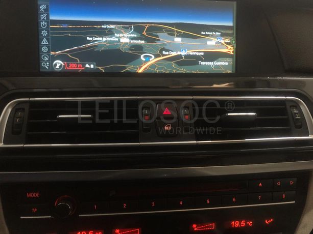 BMW 740 D · Ano 2011