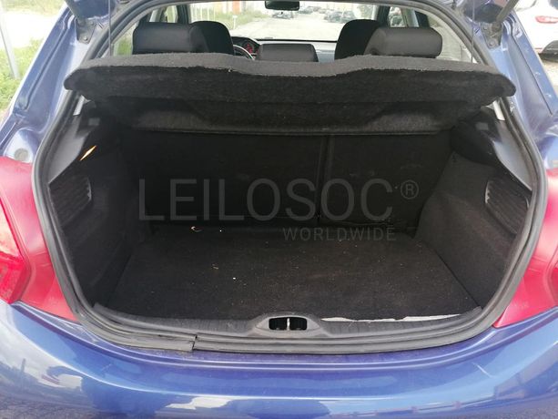 Peugeot 208 1.4HDI · Ano 2012