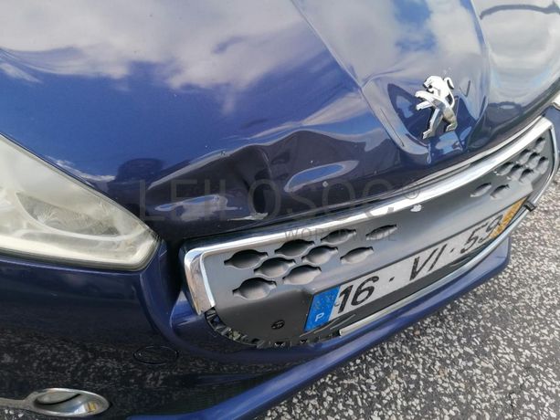 Peugeot 208 1.4HDI · Ano 2012