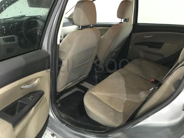 Fiat Punto 1.3D · Ano 2006