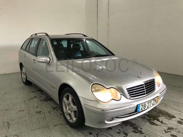 Mercedes-Benz C220 CDI 2.2 · Ano 2003