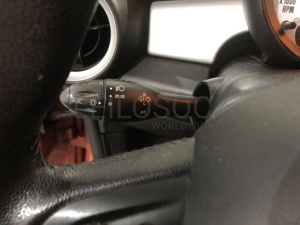 Mini Cooper 1.6D · Ano 2013