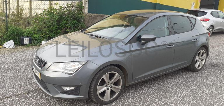 Seat Leon 2.0 TDI · Ano 2015