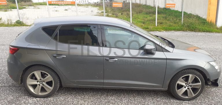 Seat Leon 2.0 TDI · Ano 2015
