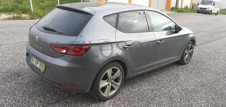 Seat Leon 2.0 TDI · Ano 2015
